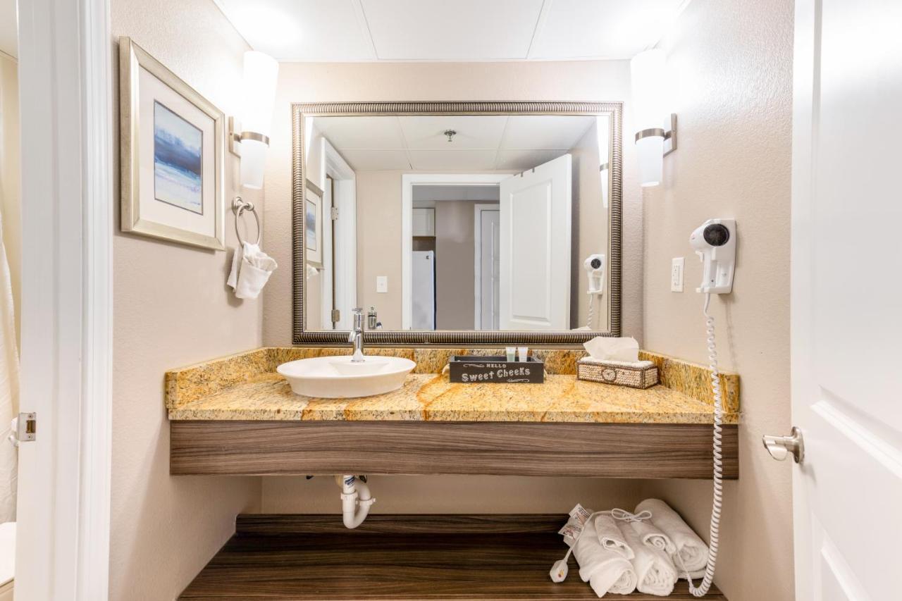 מירטל ביץ' Caravelle Resort Condos מראה חיצוני תמונה